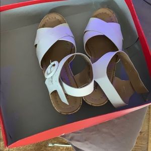 Summer white wedges size 5 worn 1 time